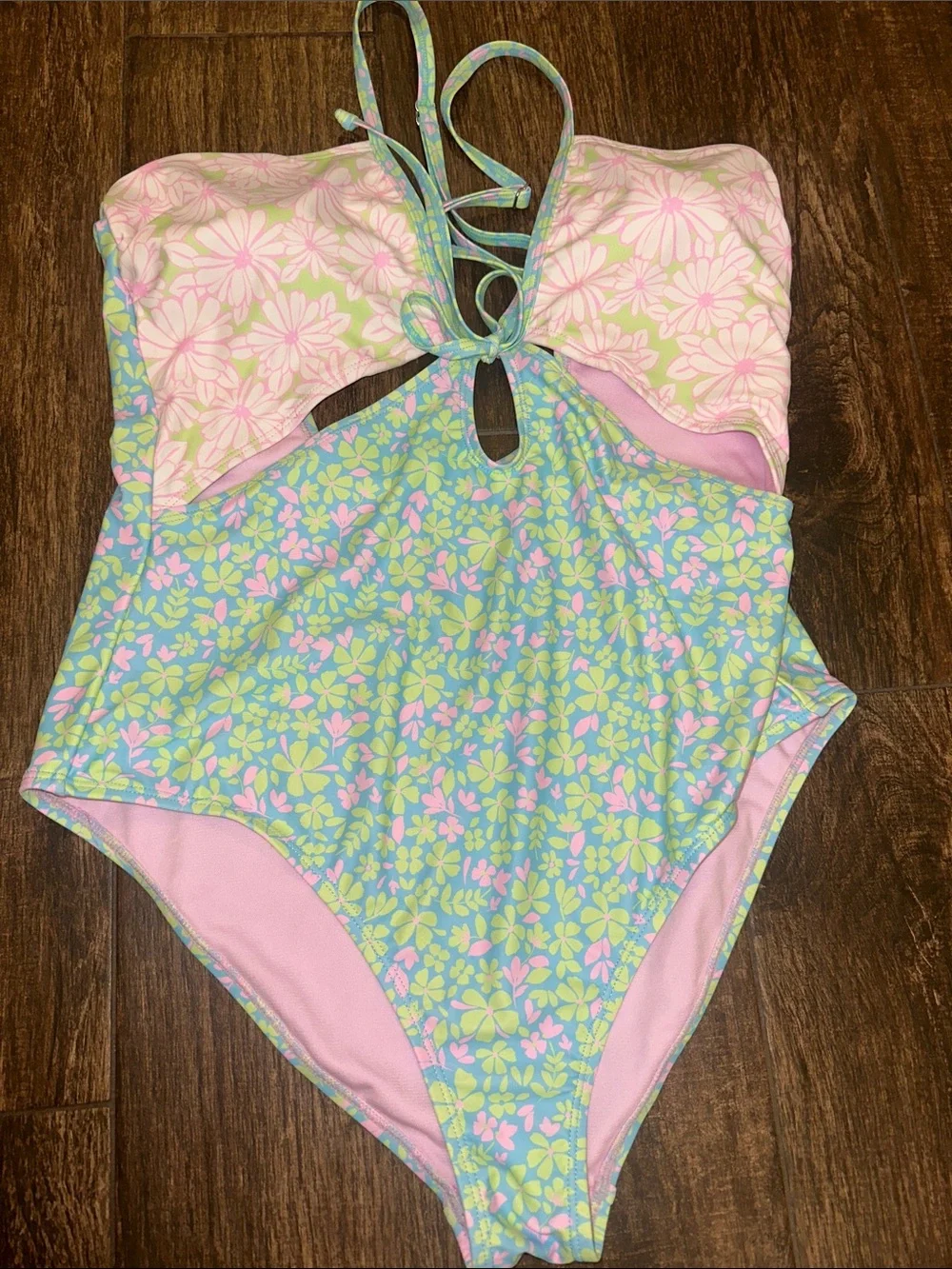 Ninety-Nine Floral Cutout One-Piece Swimsuit Pink Green XL - Picture 1 of 6